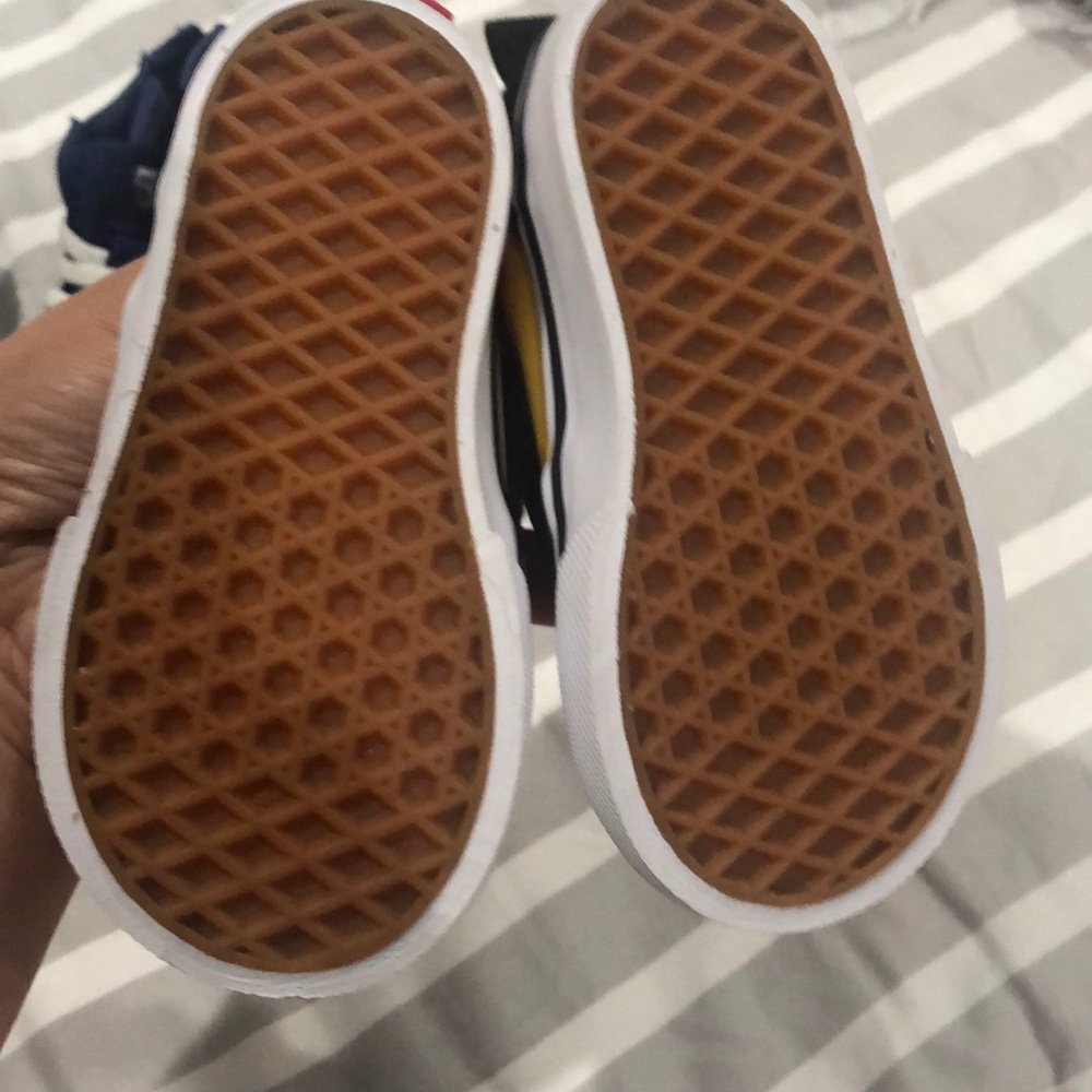 Vans bundle - Picture 4 of 7